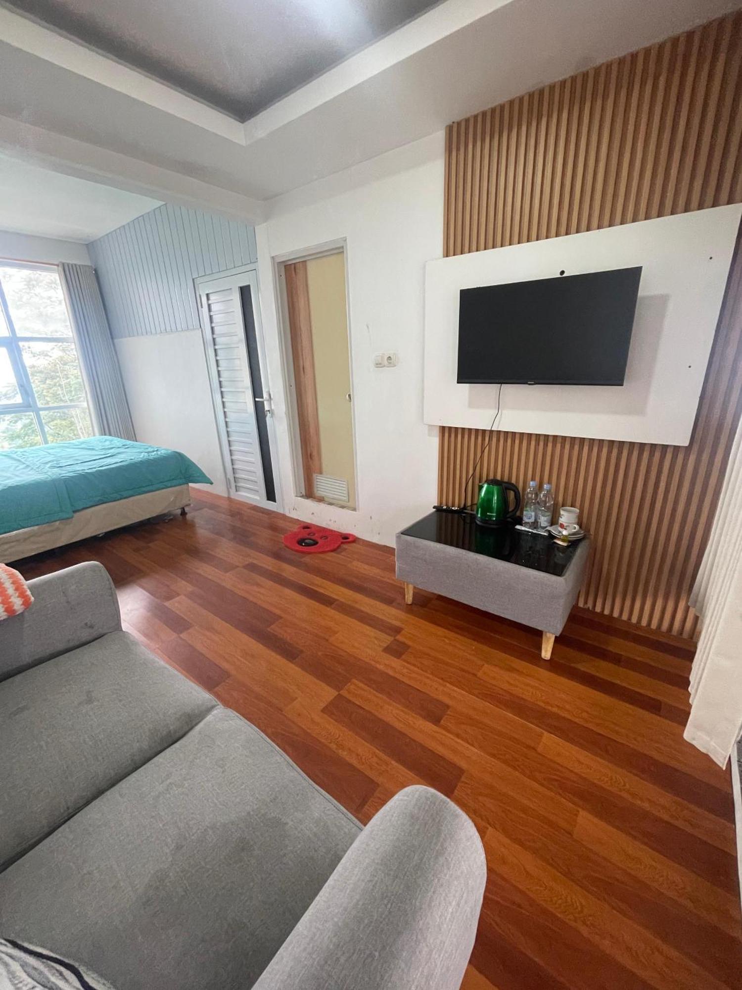 Pojok Kahyangan Homestay And Cabin Kejajar Eksteriør billede